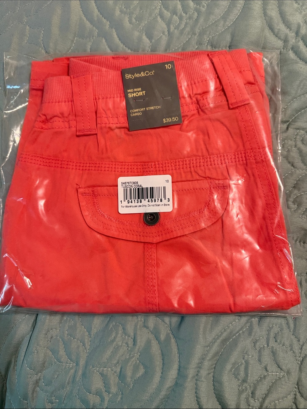 Style & Co. Coral Mid Rise Cargo Shorts